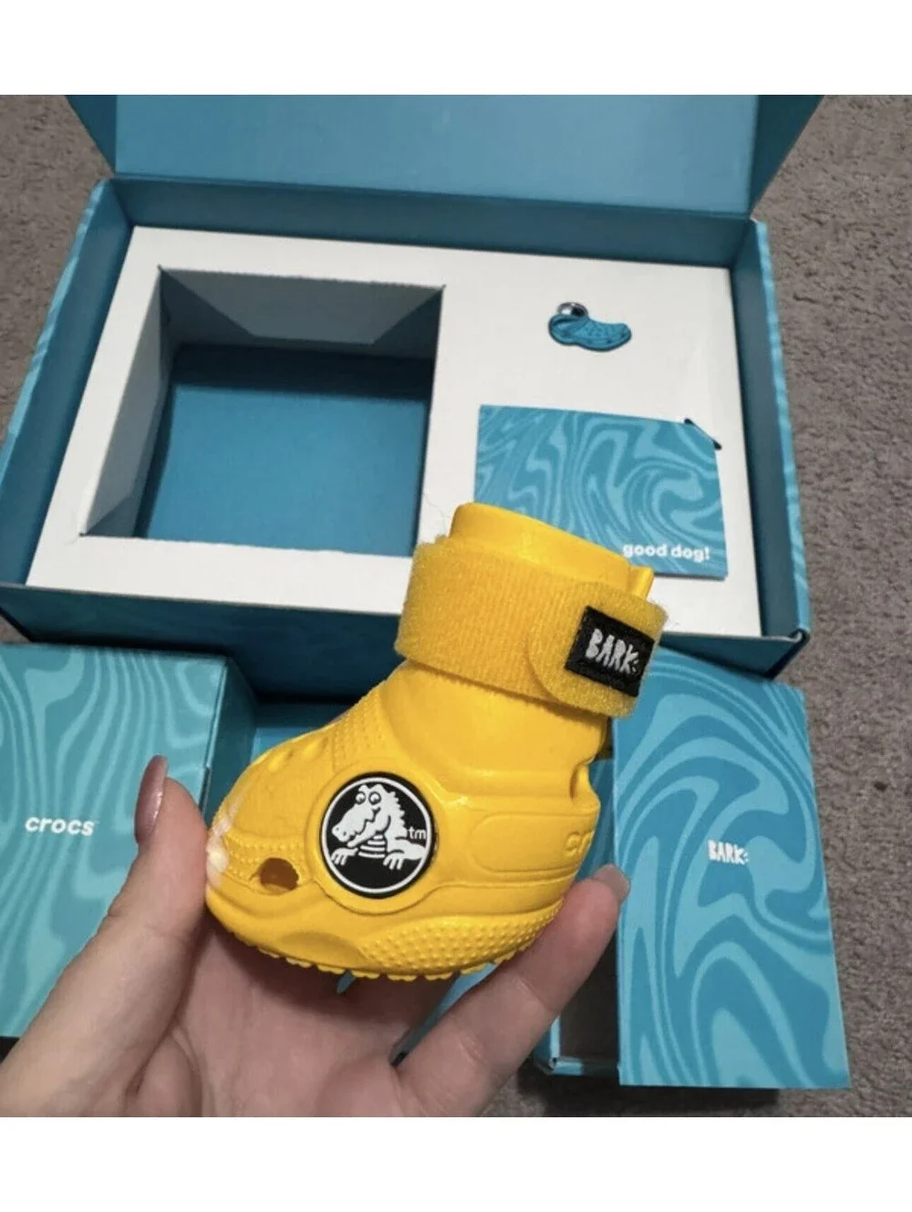 BARK BOX x Crocs Dog Boots Yellow & White Pet Shoes Set w/ Box Size M New NWB